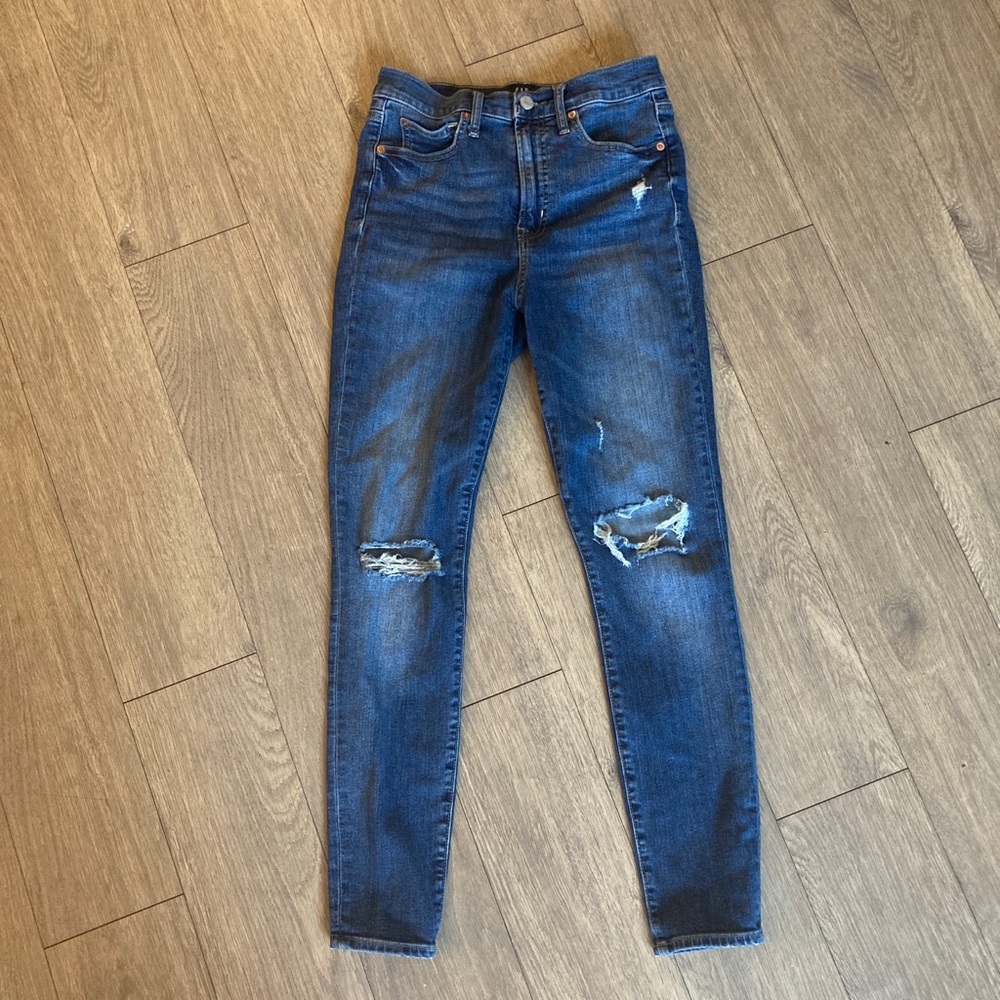 GAP True Skinny Sky High Rise